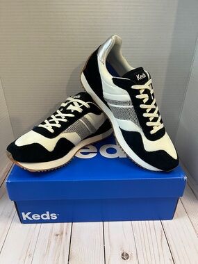 Keds Rena nylon & suede sneakers. Black & cream with silver accents. NIB Size 8